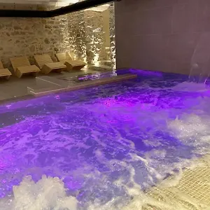 Hotel & Wellness By Des 