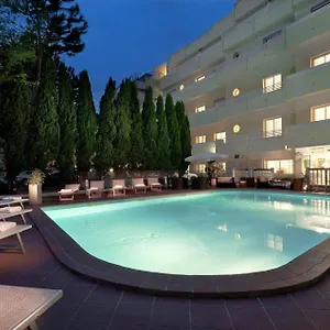 astoria-suite-hotel.emilia-romagnahotels.net/